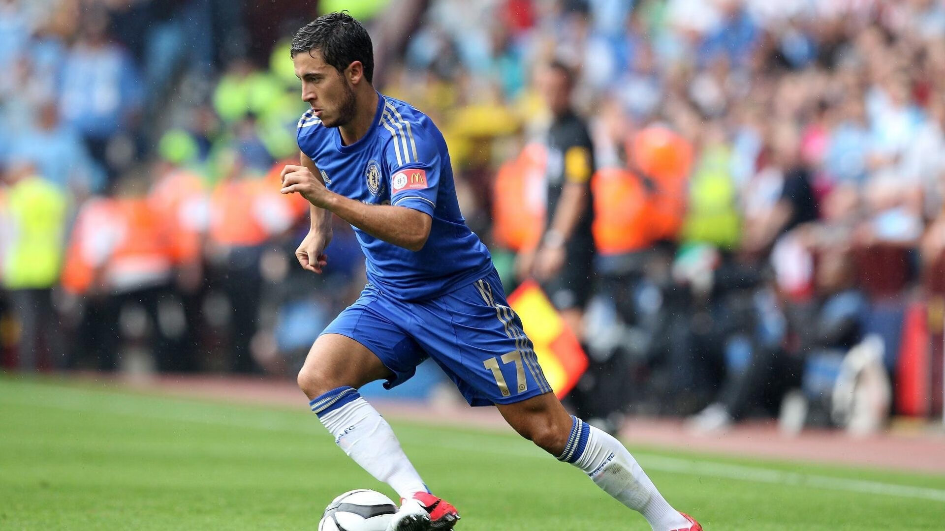 上海队战术革新碾压勇士，范弗利特惊艳四座背后的篮球哲学